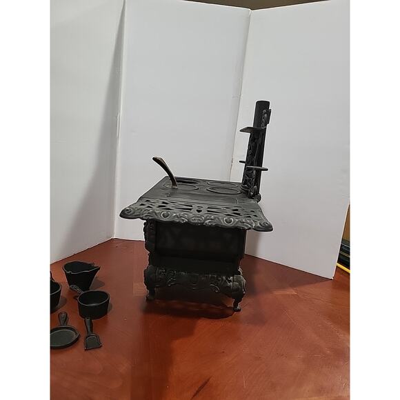 Vintage Royal Kenton Salesman Sample Child Cast Iron Stove - Picture 11 of 16